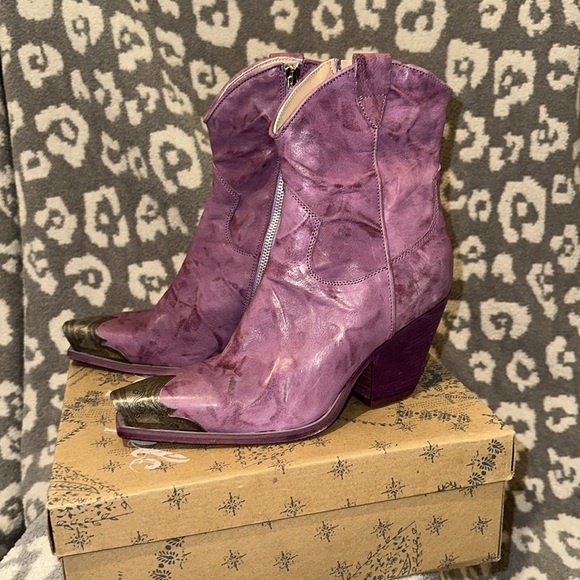 Brayden Western Boots 👢 in lilac 😍 Free People New 🆕 & Never Worn - Picture 4 of 17